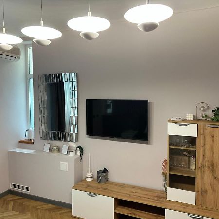 Lux Apartments Top Center Софія Екстер'єр фото