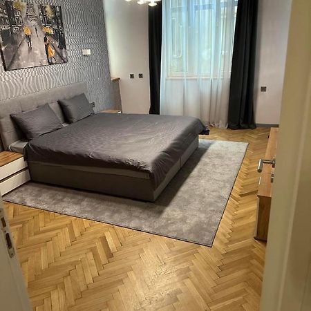 Lux Apartments Top Center Софія Екстер'єр фото